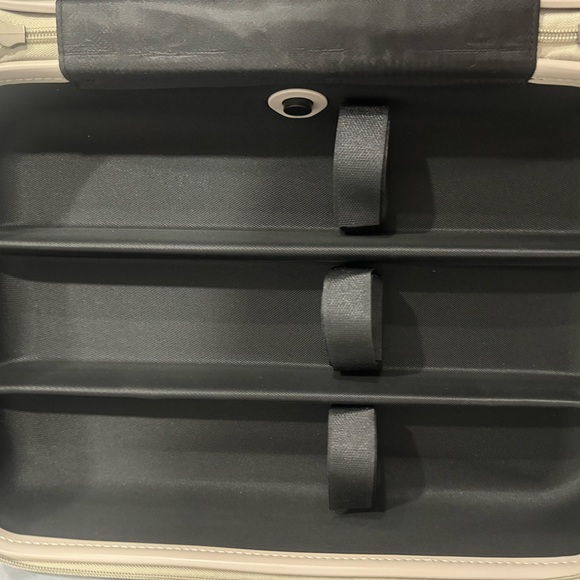 Calista Case Hair Organizer,Styling Station,Storage & Travel Case,Heat-Resistant - Picture 8 of 9